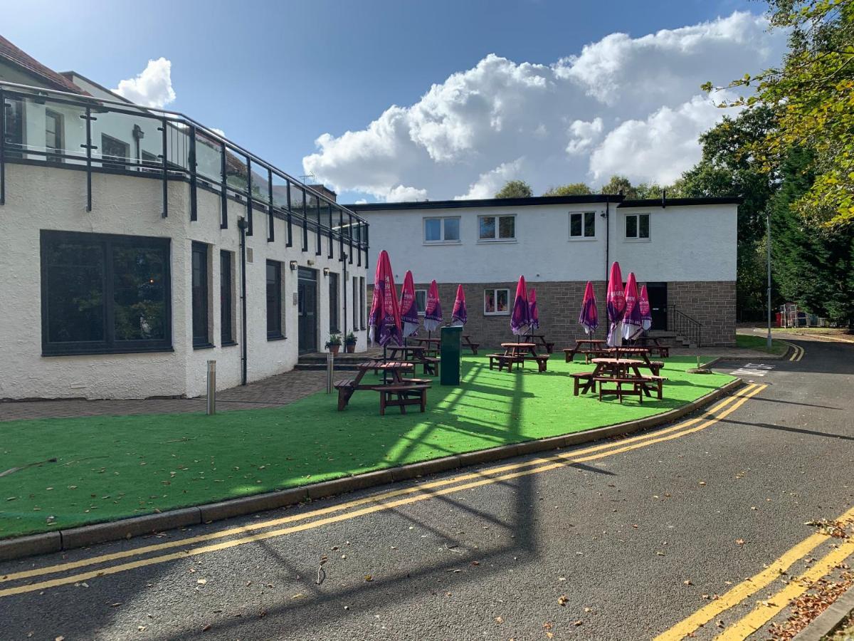 Crowwood Hotel And Alba Restaurant Chryston Exterior foto