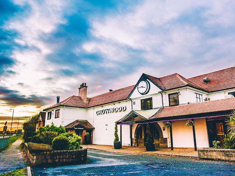 Crowwood Hotel And Alba Restaurant Chryston Exterior foto
